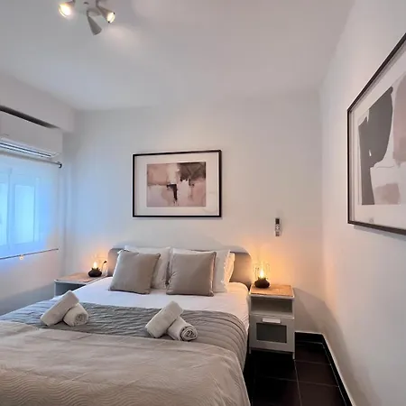 Appartamento Cool, Modern And Snug 3br Peachy *